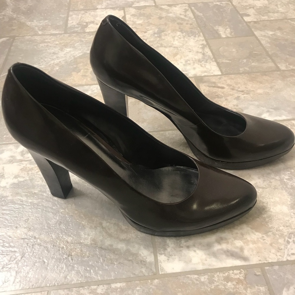 Nine West chocolate brown block heels 👠